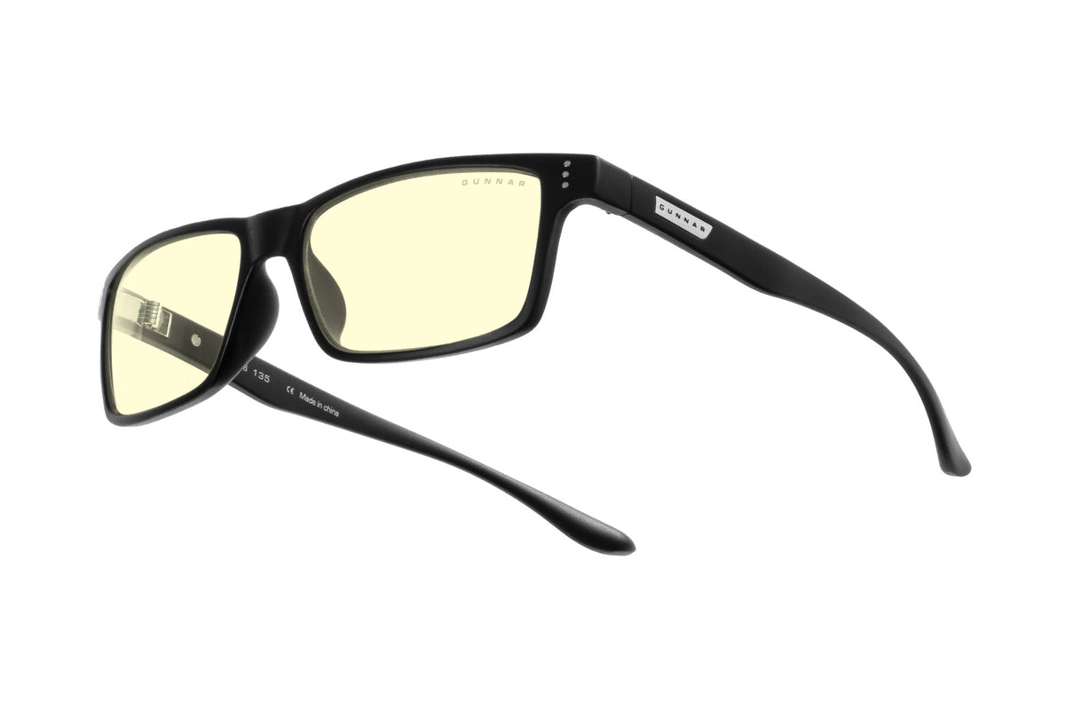 Blue light filtering glasses